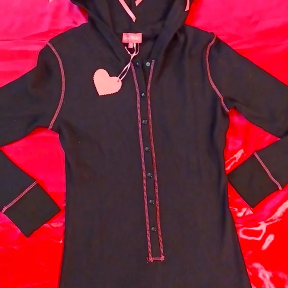 DOLLSKILL SUGAR THRILLZ 1X BLACK LONG-SLEEVED CAT ROMPER EARS ON HOOD BOWS/BELL - Picture 3 of 17